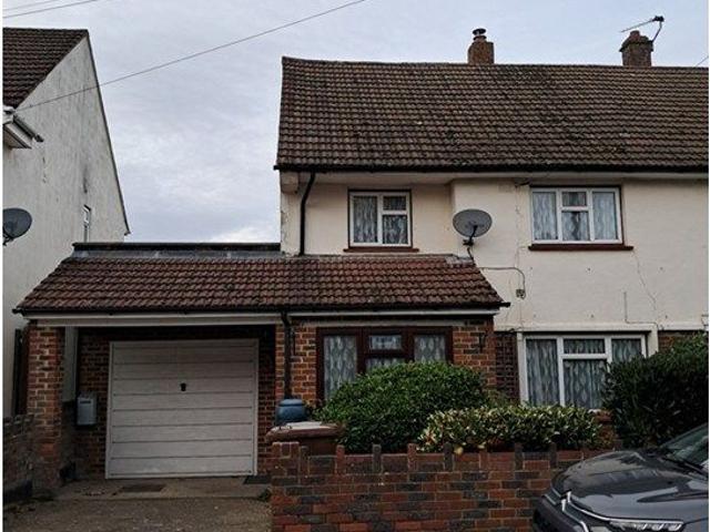 Savage Road, Chatham ME5, 3 bed semi detached house to rent, £1,850 pcm | PrimeLocation