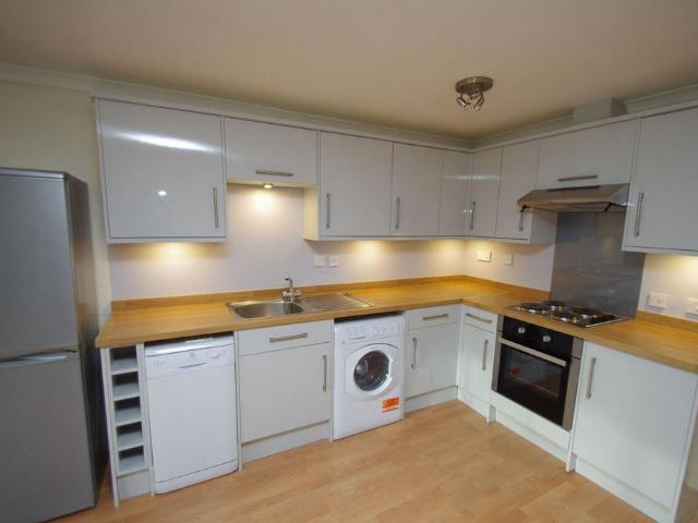 Savanna Court, WD18, Watford, WD18 1 bed flat to rent £1,250 pcm £288 pw