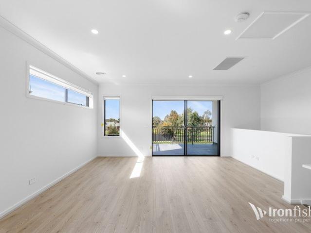 SAVE ON ENERGY BILLS | HEATING & COOLING THROUGHOUT | SOLAR COMING TO THIS NEW HOME