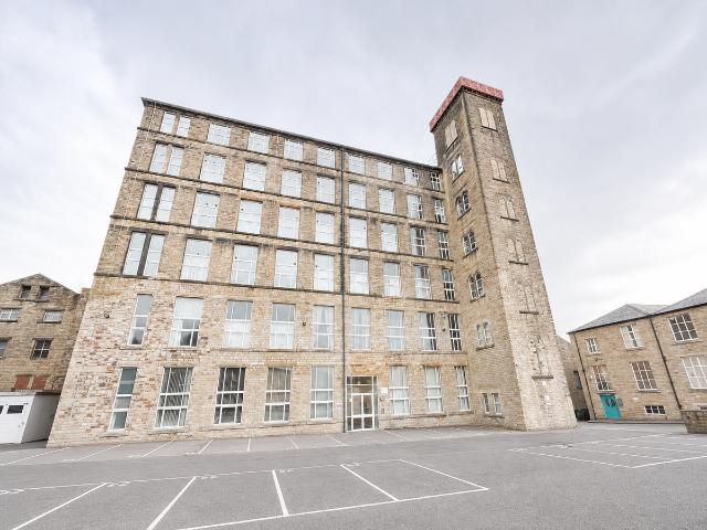 Savile Court, Savile Streeet, Huddersfield HD3, 2 bed flat to rent, £695 pcm | PrimeLocation