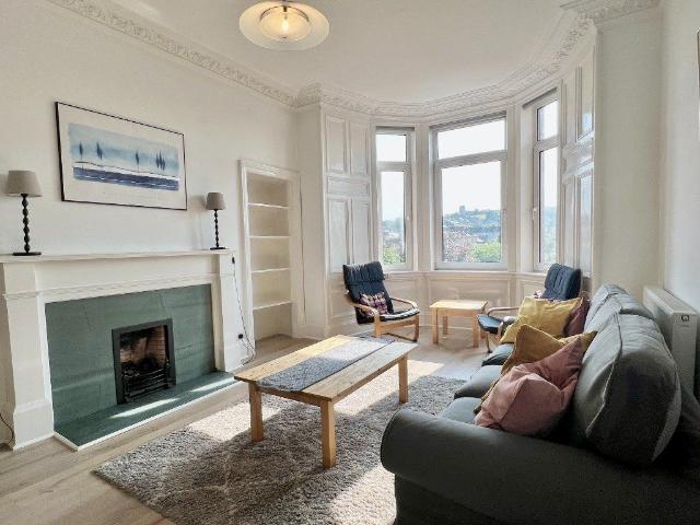 Savile Place, Edinburgh EH9, 2 bed flat to rent, £1,575 pcm | PrimeLocation