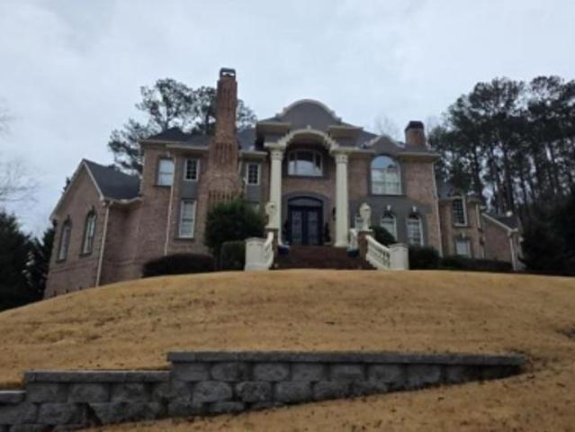 Saville Dr NW