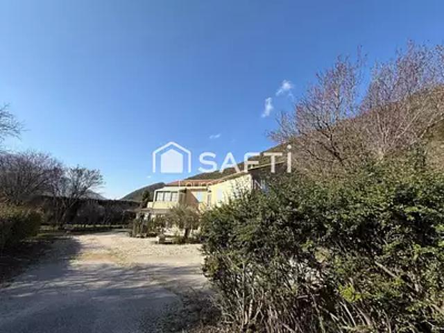 Savoillan 84390 Achat / Vente maison 8 pièces t8 terrasse