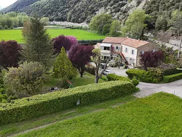 Savoillan 84390 Achat / Vente maison 8 pièces t8