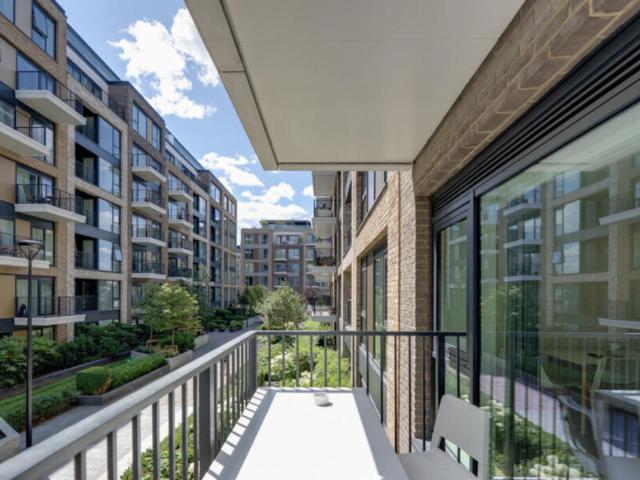 Savoy House, London SW6, 1 bed flat to rent, £3,098 pcm | PrimeLocation