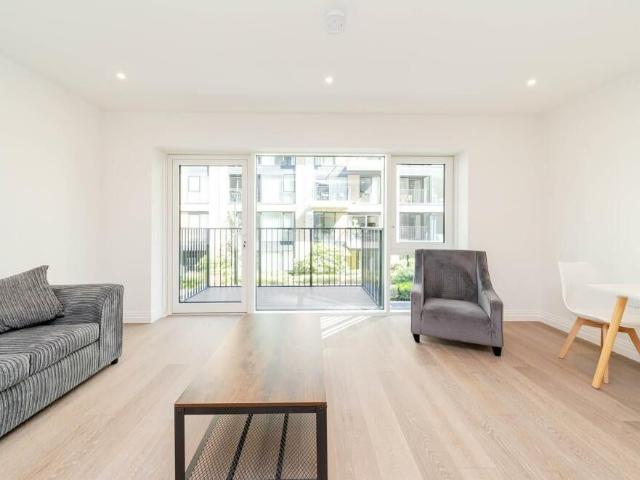 Savoy House, Lockgate Road, London, London SW6, 1 bed flat to rent, £3,000 pcm | PrimeLocation