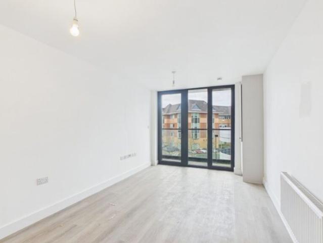 Savoy Place, Farnborough, Hampshire, GU14