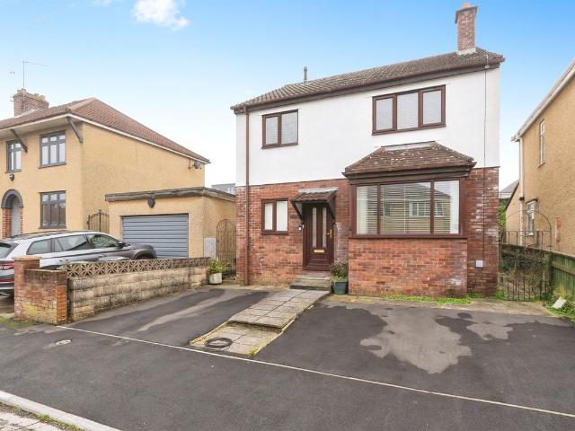 Savoy Road, Bristol BS4, 4 bed property to rent, £2,000 pcm | PrimeLocation