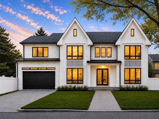 Saw Mill Brook Pkwy, Newton, Home For Sale