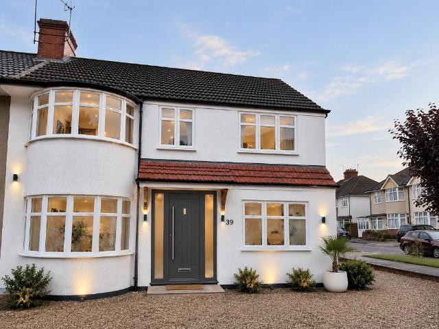 Saxville Road, Orpington, Kent BR5, 5 bed end terrace house to rent, £3,600 pcm | PrimeLocation