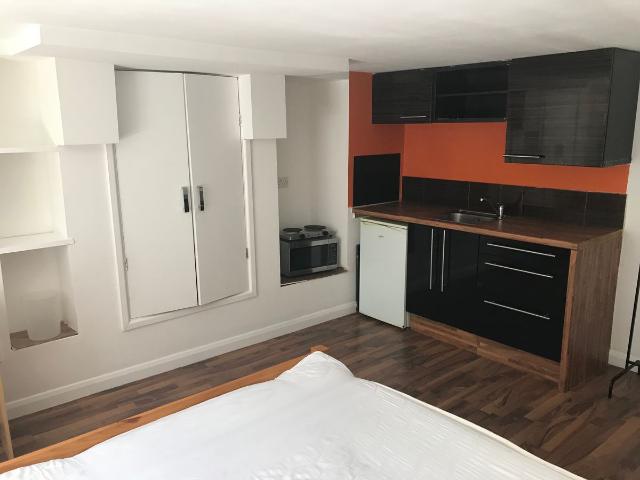 Saxby Street, Leicester LE2, Studio to rent, £800 pcm | PrimeLocation