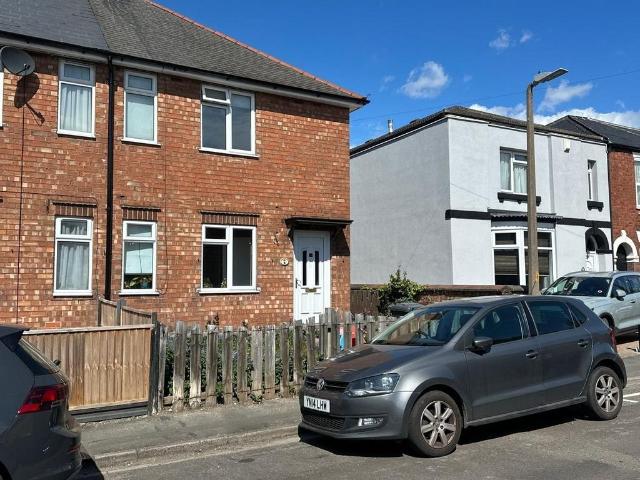 Saxon Villas, Lincoln 2 bed end of terrace house to rent £995 pcm £230 pw
