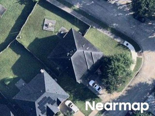 Saxon Hill Ln
