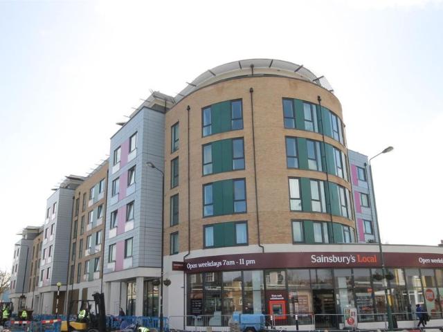 Saxon House, 170 London Road, Wallington SM6, 2 bed flat to rent, £1,750 pcm | PrimeLocation