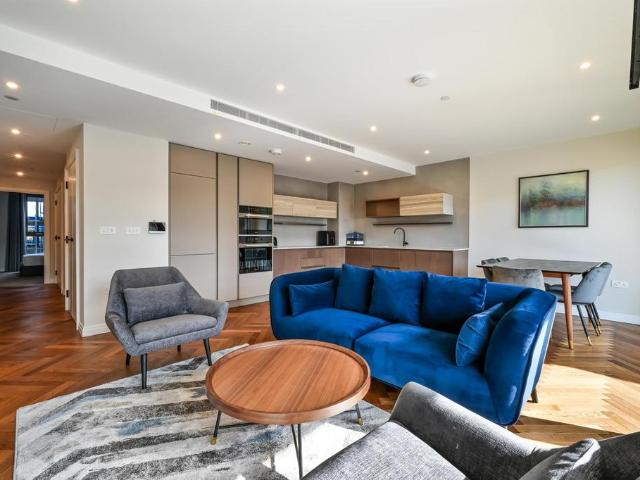 Saxon House, Kings Park Road, London. 2 bed flat to rent £4,500 pcm £1,038 pw