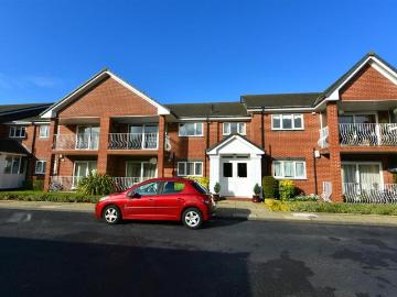 Saxon Road, Saxenholme, PR8 2 bed apartment to rent £28,166 pcm £6,500 pw