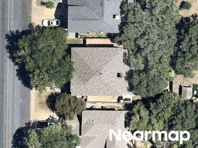 Saxonhill Dr