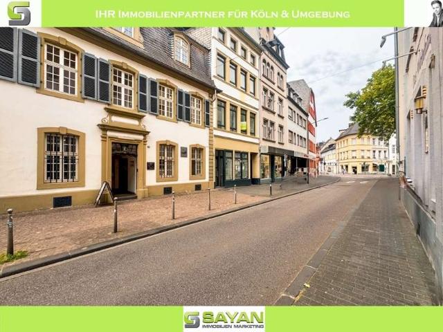SAYAN Immobilien Historischer & kernsanierter Altbau in direkter Nachbarschaft zum Karl Marx Haus