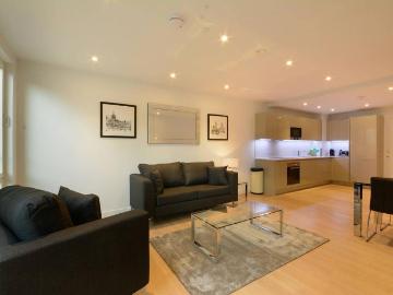 Sayer Street, Elephant and Castle. 2 bed flat to rent £5,000 pcm £1,154 pw