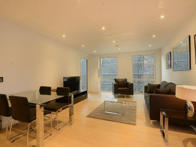 Sayer Street, Elephant And Castle, London SE17, 2 bed flat to rent, £3,662 pcm | PrimeLocation