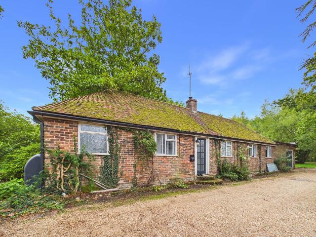 Sayerland Lane, Sayerland BN26, 2 bed detached bungalow to rent, £1,400 pcm | PrimeLocation