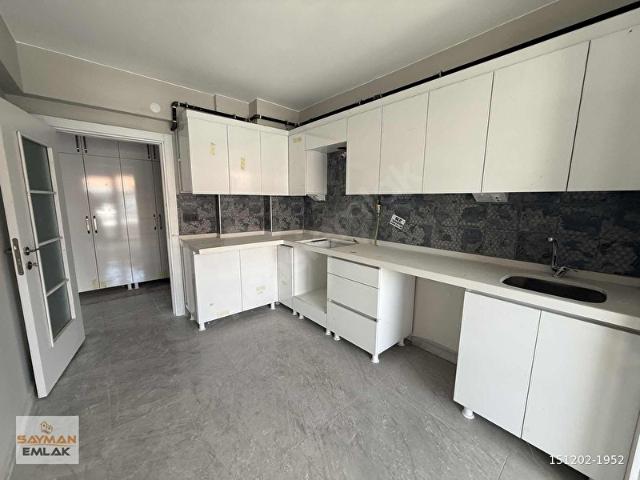 SAYMAN'DAN TOKİ DE SATILIK EBEVEYN BANYOLU 3+1 DAİRE