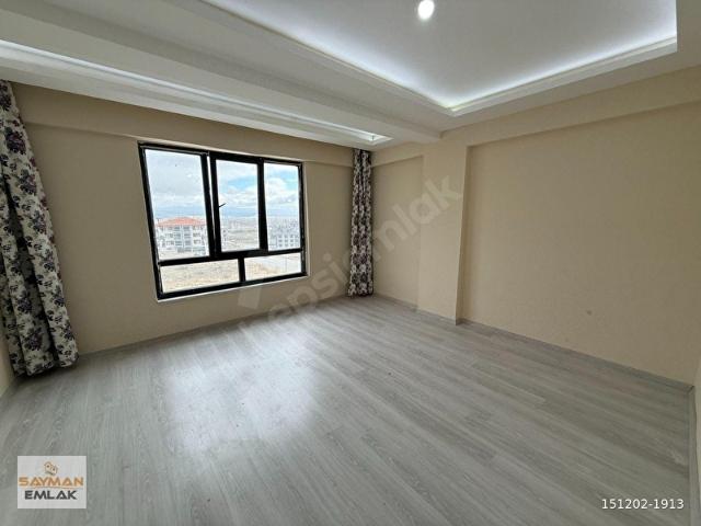 SAYMAN'DAN ZAFERTEPE MH'DE SIFIR ARAKAT KİRALIK 2+1 LÜKS DAİRE