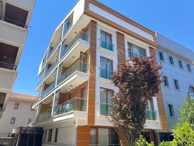 Sbell'den Emek'te,yeni Bina,1.kat,kiraya Herşey Dahil,eşyalı 1+1