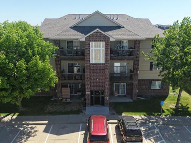 SE 6th St Apt 301