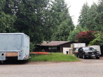 SE 142nd St