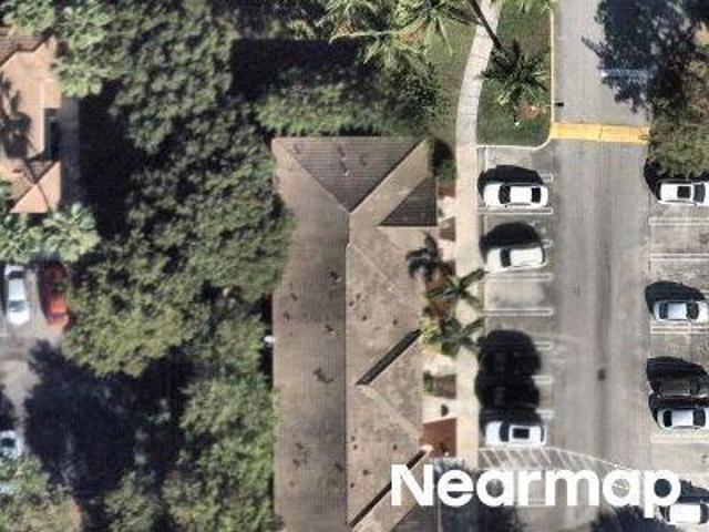 SE 15th Ave