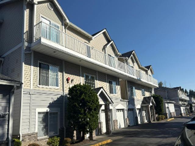 SE 171st Way Apt C202
