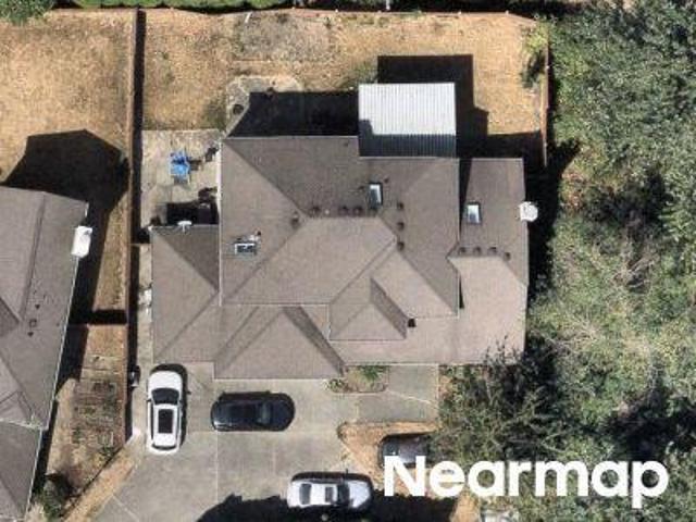 SE 216th Ct