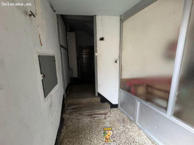 SE VENDE 1º PISO CON TERRAZA EN AS NOGAES