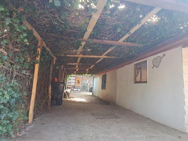 SE VENDE 332MT2 DE TERRENO 109MT2 UTILES 3 DORMITORIOS