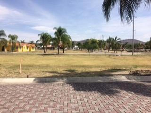 SE VENDE TERRENO CAMPESTRE EN LA RESERVA DE CAJITITLAN