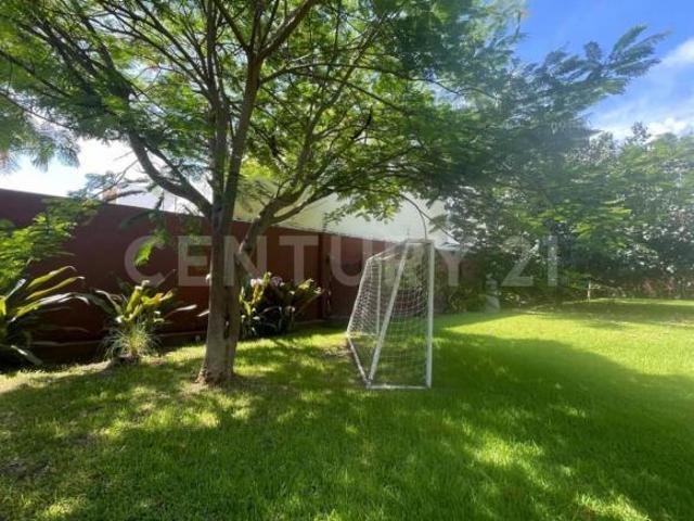SE VENDE TERRENO EN AVENIDA RESIDENCIAL LOS OLIVOS COLIMA, COLIMA