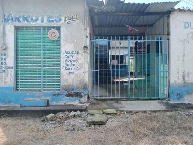 Se vende terreno en colonia aeropuerto