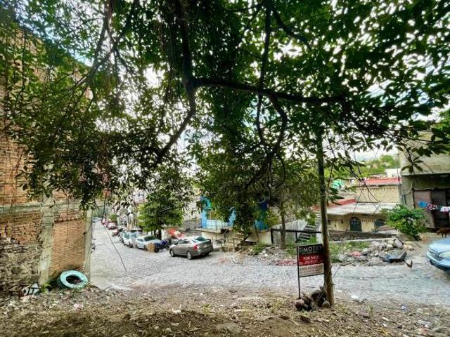 Se vende terreno en Colonia López Mateos, Puerto Vallarta