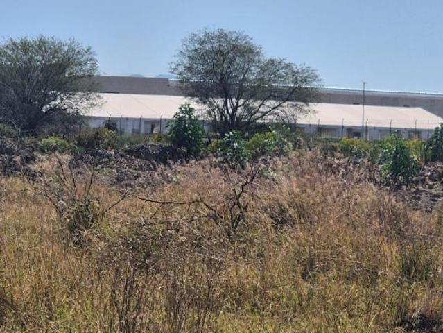 SE VENDE TERRENO EN EL SALTO