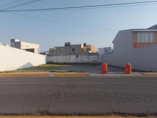 Se vende terreno en Fraccionamiento Club club de Golf, Pachuca, Hidalgo