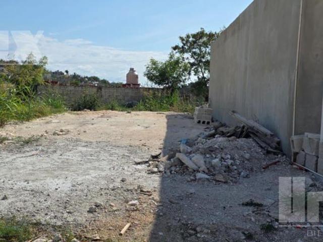 SE VENDE TERRENO EN FRACCIONAMIENTO POMOCA, CAMPECHE