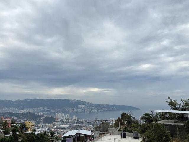 SE VENDE TERRENO EN LA COL. BUROCRATA, ZONA DE HOSPITALES EN ACAPULCO