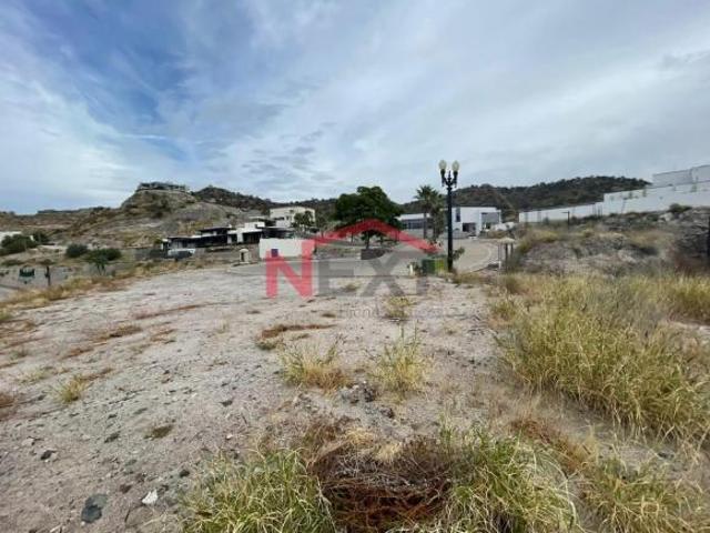 SE VENDE TERRENO EN LA JOLLA RESIDENCIAL
