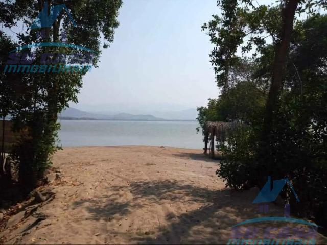SE VENDE TERRENO EN PIE DE LA CUESTA, ACAPULCO