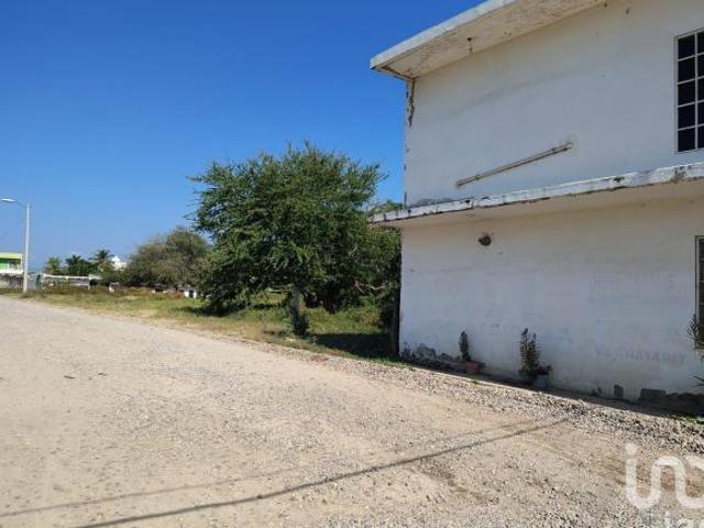 Se Vende Terreno en San Juan de Abajo