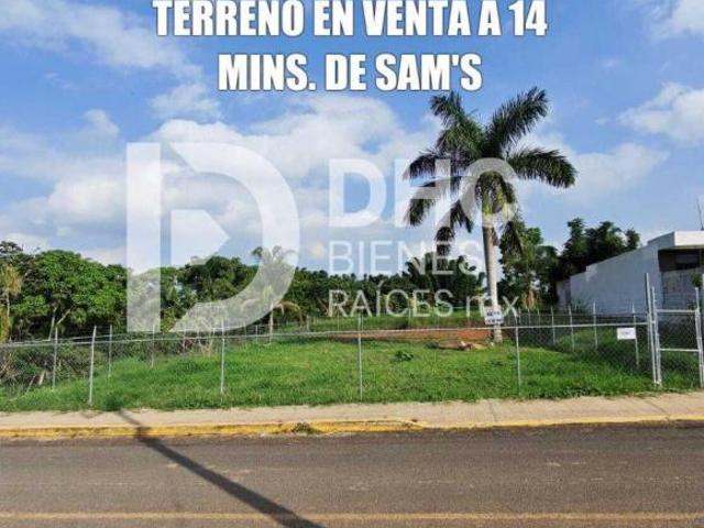 SE VENDE TERRENO PLANO A 14 MINS. DE SAM´S, WALMART, CINEPOLIS EN FORTÍN VER