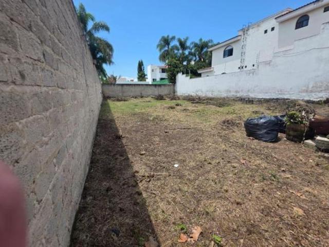 Se vende terreno plano en Ciudad Bugambilias, Zapopan, Jalisco
