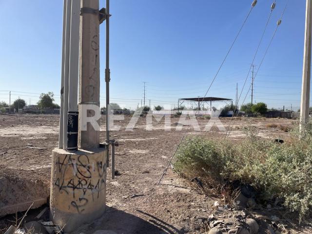 SE VENDE TERRENO HABITACIONAL 383.99 m2 COLONIA BAHIAS DE COLOSO