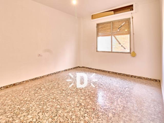 SE VENDE VIVIENDA EN LA POBLA LLARGA